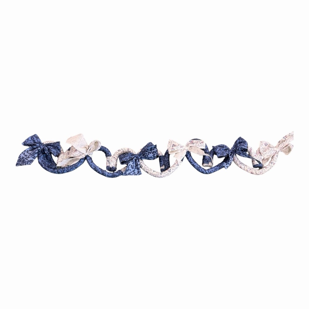 Grandma Cottage Core Heart Fabric Decoration Flexible Blue White Floral 25" Long